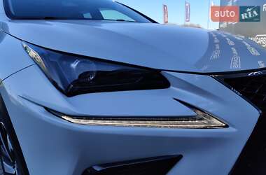 Позашляховик / Кросовер Lexus NX 2017 в 