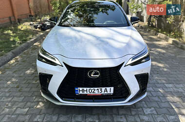 Внедорожник / Кроссовер Lexus NX 2022 в 
