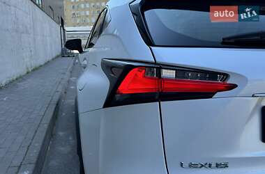 Позашляховик / Кросовер Lexus NX 2016 в 