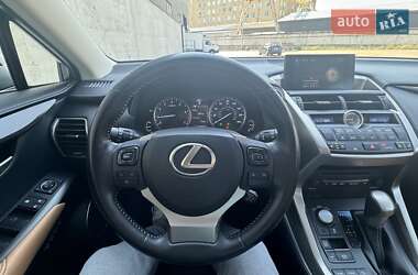 Позашляховик / Кросовер Lexus NX 2016 в 