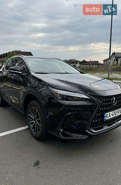 Внедорожник / Кроссовер Lexus NX 2022 в 