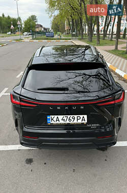 Внедорожник / Кроссовер Lexus NX 2022 в 