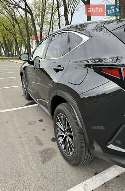 Внедорожник / Кроссовер Lexus NX 2022 в 