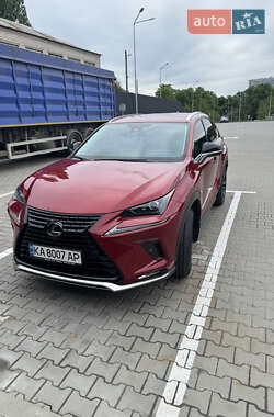 Внедорожник / Кроссовер Lexus NX 2020 в 