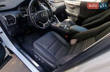 Внедорожник / Кроссовер Lexus NX 2019 в 