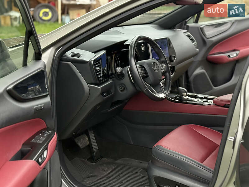 Внедорожник / Кроссовер Lexus NX 2023 в Ровно