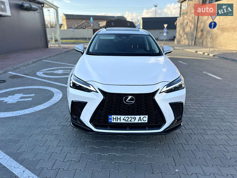 Внедорожник / Кроссовер Lexus NX 2022 в Одессе