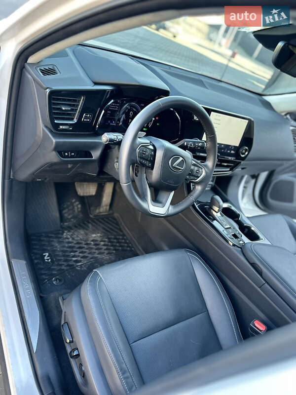 Внедорожник / Кроссовер Lexus NX 2022 в Одессе