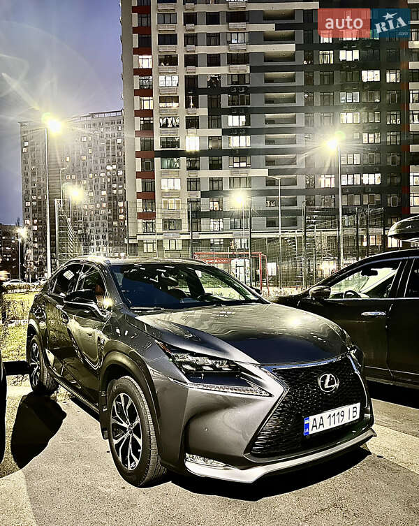 Позашляховик / Кросовер Lexus NX 2016 в 