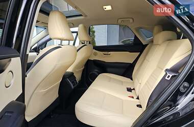 Внедорожник / Кроссовер Lexus NX 2016 в 