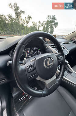 Внедорожник / Кроссовер Lexus NX 2019 в 