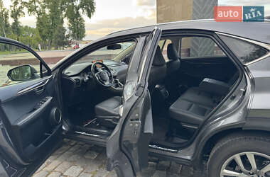 Внедорожник / Кроссовер Lexus NX 2019 в 