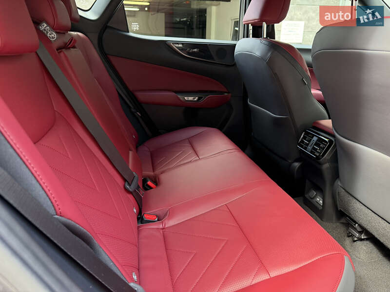 Позашляховик / Кросовер Lexus NX 2023 в Києві