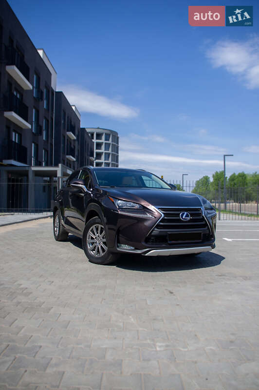 Внедорожник / Кроссовер Lexus NX 2015 в Киеве