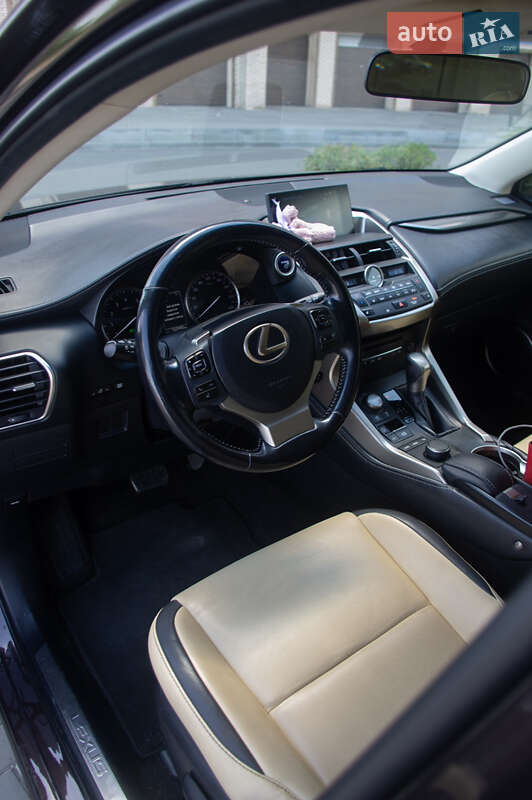 Внедорожник / Кроссовер Lexus NX 2015 в Киеве