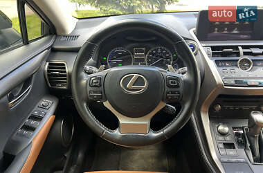 Позашляховик / Кросовер Lexus NX 2018 в 