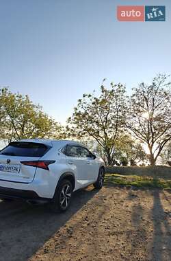 Позашляховик / Кросовер Lexus NX 2017 в Одесі