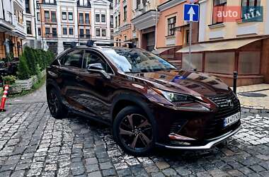 Внедорожник / Кроссовер Lexus NX 2020 в 