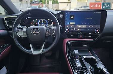 Внедорожник / Кроссовер Lexus NX 2022 в 
