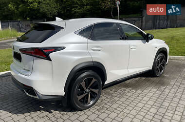 Внедорожник / Кроссовер Lexus NX 2020 в 