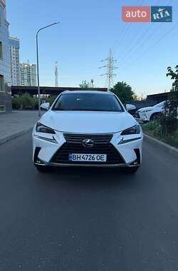 Внедорожник / Кроссовер Lexus NX 2018 в 