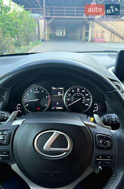 Внедорожник / Кроссовер Lexus NX 2018 в 
