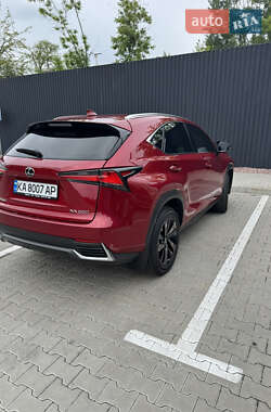 Позашляховик / Кросовер Lexus NX 2020 в 