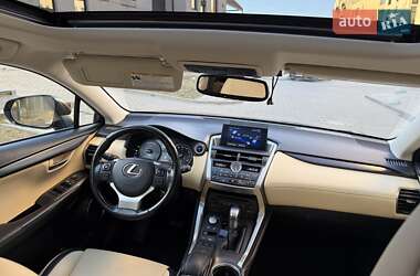 Внедорожник / Кроссовер Lexus NX 2016 в 
