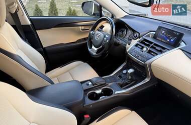Внедорожник / Кроссовер Lexus NX 2016 в 