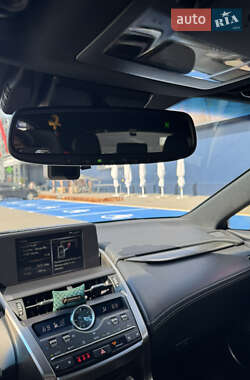 Внедорожник / Кроссовер Lexus NX 2019 в 