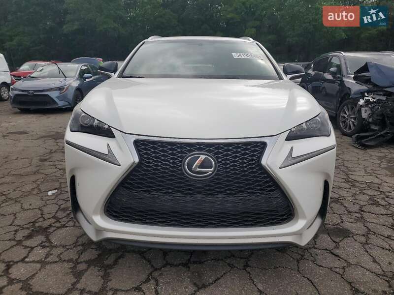 Позашляховик / Кросовер Lexus NX 2017 в Івано-Франківську