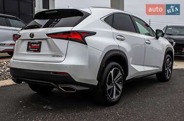Внедорожник / Кроссовер Lexus NX 2020 в 