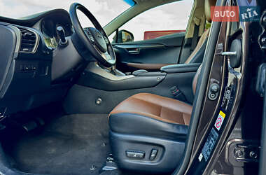 Внедорожник / Кроссовер Lexus NX 2015 в 