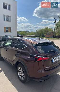 Внедорожник / Кроссовер Lexus NX 2016 в 