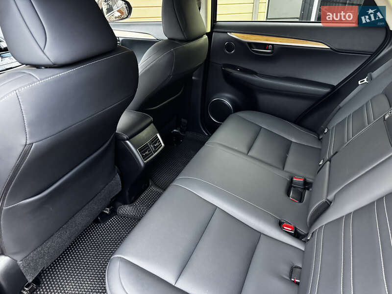 Внедорожник / Кроссовер Lexus NX 2019 в Киеве