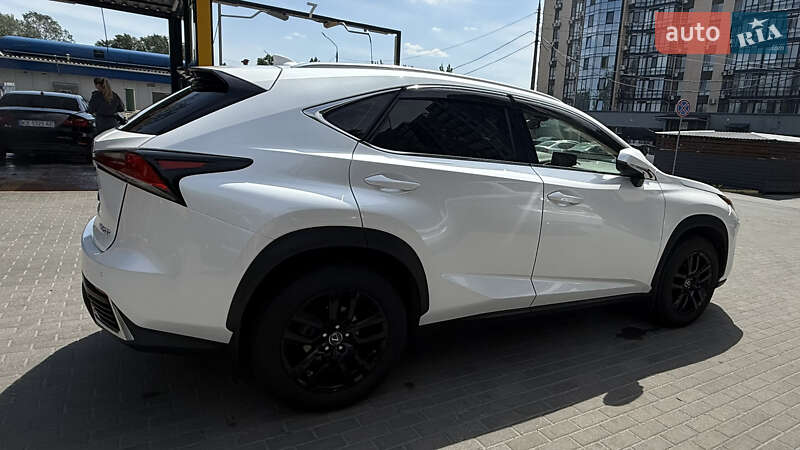 Внедорожник / Кроссовер Lexus NX 2018 в Днепре