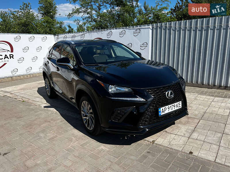 Позашляховик / Кросовер Lexus NX 2017 в Дніпрі