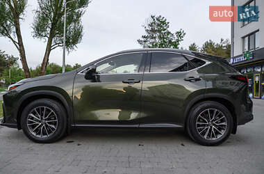 Внедорожник / Кроссовер Lexus NX 2022 в 
