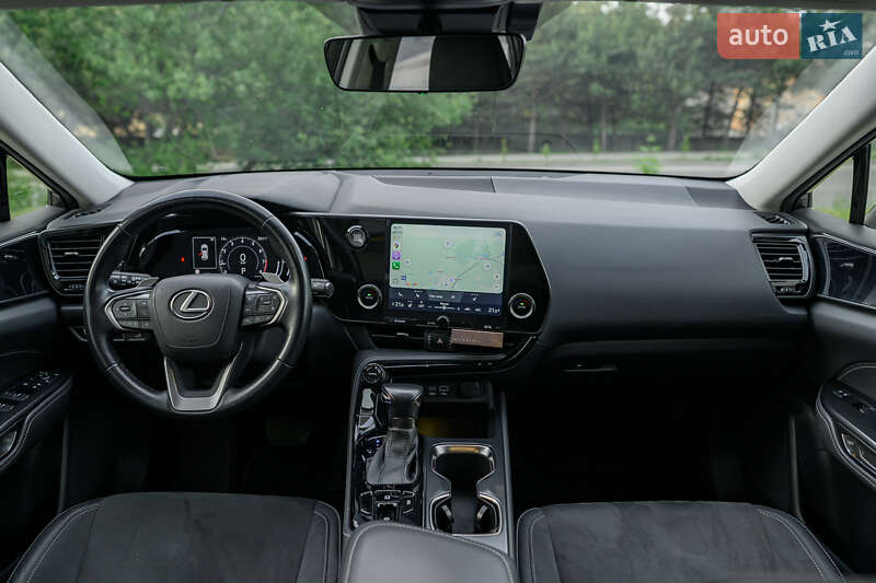 Внедорожник / Кроссовер Lexus NX 2022 в Новояворовске