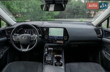 Внедорожник / Кроссовер Lexus NX 2022 в 