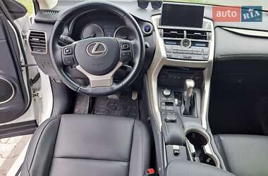 Позашляховик / Кросовер Lexus NX 2017 в 
