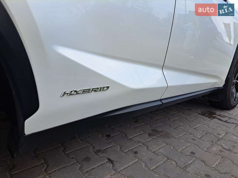 Позашляховик / Кросовер Lexus NX 2017 в Дніпрі