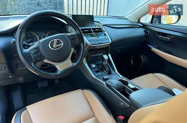 Внедорожник / Кроссовер Lexus NX 2017 в 