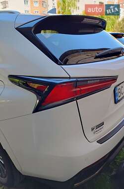 Внедорожник / Кроссовер Lexus NX 2020 в 