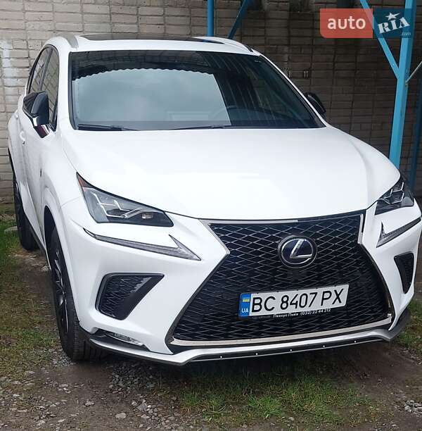 Внедорожник / Кроссовер Lexus NX 2020 в 
