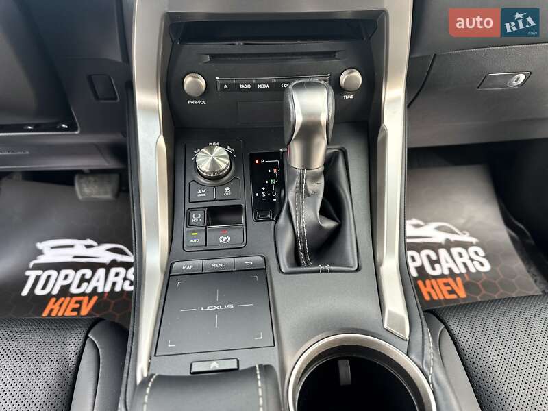Позашляховик / Кросовер Lexus NX 2019 в Києві