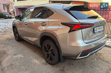 Внедорожник / Кроссовер Lexus NX 2020 в 