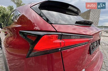 Внедорожник / Кроссовер Lexus NX 2019 в 