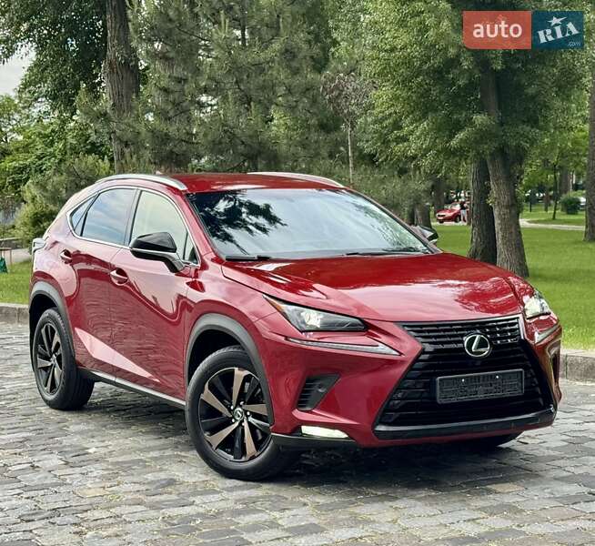 Lexus NX 2019