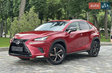 Внедорожник / Кроссовер Lexus NX 2019 в 